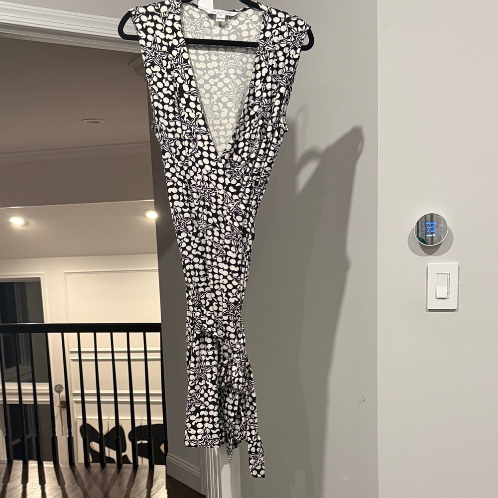 Diane Von Furstenberg Monochrome Patterned Midi Dress